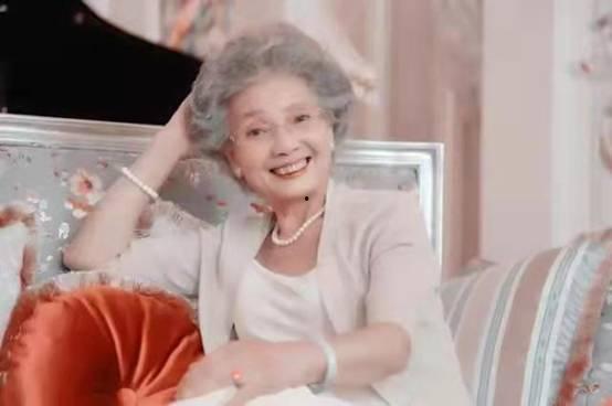 91岁老太直播,揭秘晚年生活的精彩瞬间